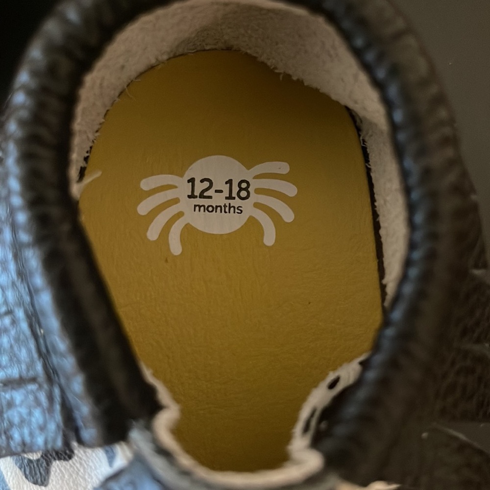 Itzy Ritzy Moccasins - Picture 3 of 4